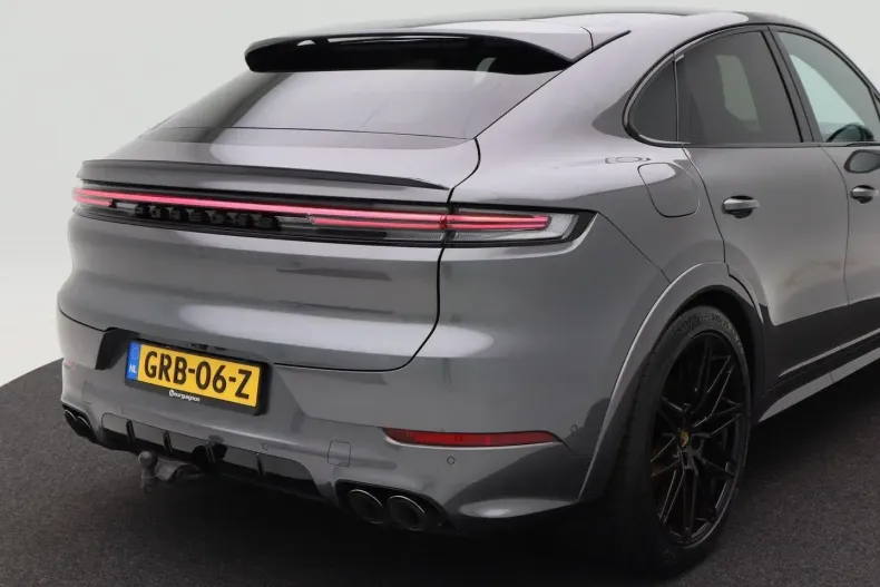 Porsche Cayenne din 2024 cu 24.707 km - oferta POR108654 - foto 15