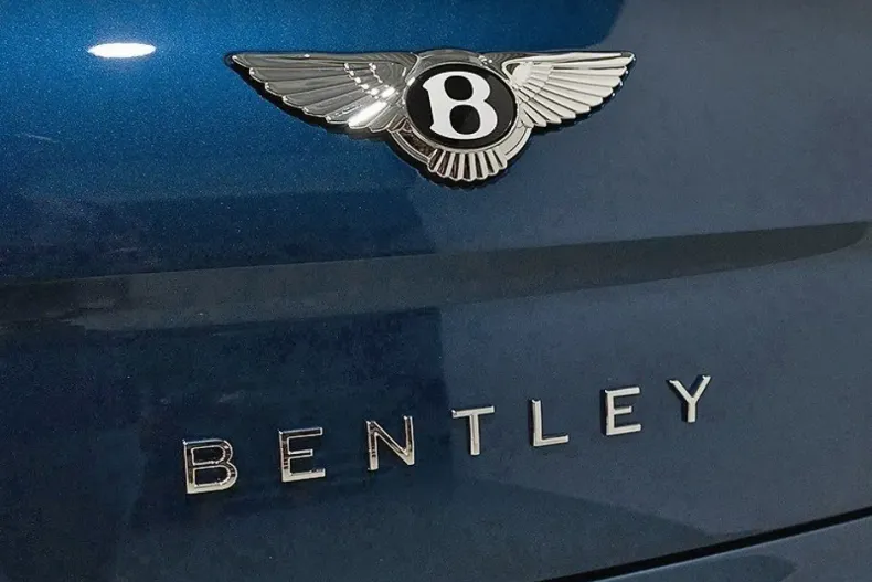 Bentley Flying Spur din 2024 cu 2.190 km - oferta BEN108656 - foto 12