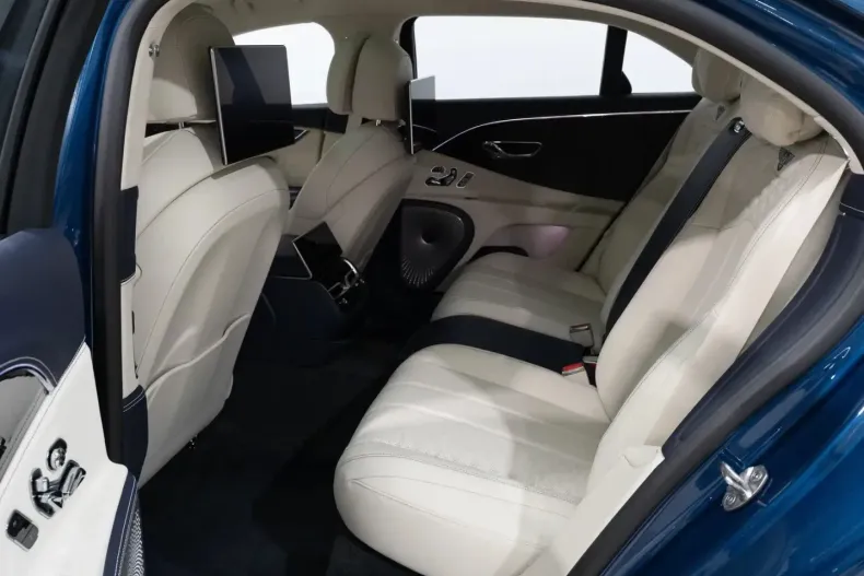 Bentley Flying Spur din 2024 cu 2.190 km - oferta BEN108656 - foto 18