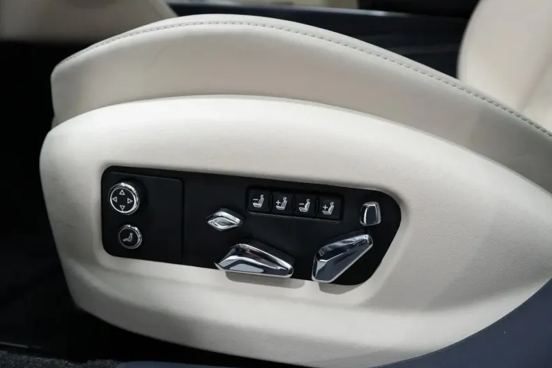 Bentley Flying Spur din 2024 cu 2.190 km - oferta BEN108656 - foto 19