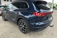 Volkswagen Touareg din 2024 cu 4.644 km - oferta VOL108659 - foto 3