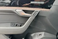 Volkswagen Touareg din 2024 cu 4.644 km - oferta VOL108659 - foto 10