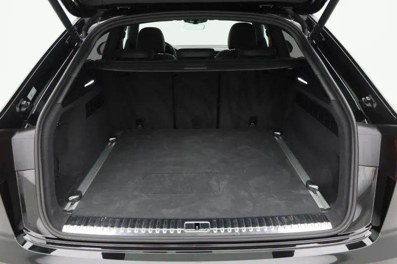 Audi Q8 din 2024 cu 18.914 km - oferta AUD108660 - foto 18