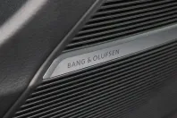 Audi Q8 din 2024 cu 18.914 km - oferta AUD108660 - foto 25