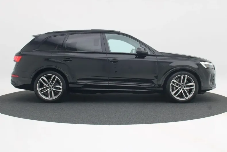 Audi Q7 din 2024 cu 20.293 km - oferta AUD108661 - foto 6