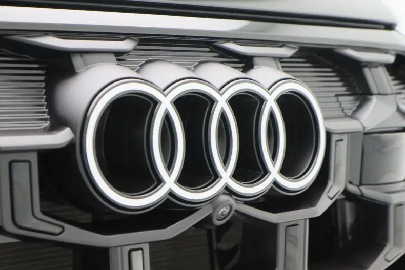 Audi Q7 din 2024 cu 20.293 km - oferta AUD108661 - foto 11