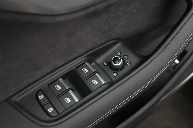 Audi Q7 din 2024 cu 20.293 km - oferta AUD108661 - foto 23