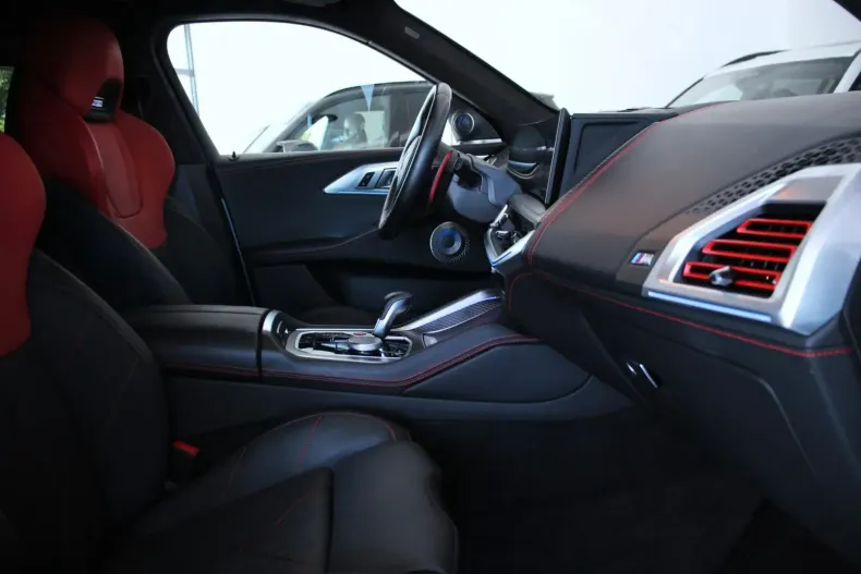 BMW XM din 2024 cu 23.493 km - oferta BMW108667 - foto 15