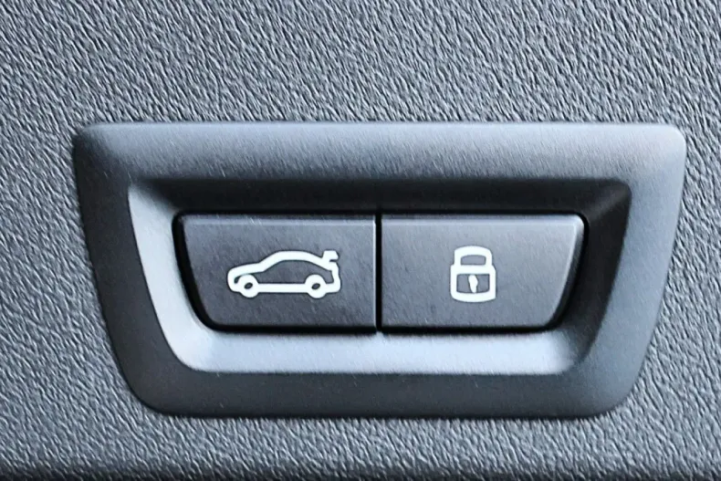 BMW XM din 2024 cu 23.493 km - oferta BMW108667 - foto 41