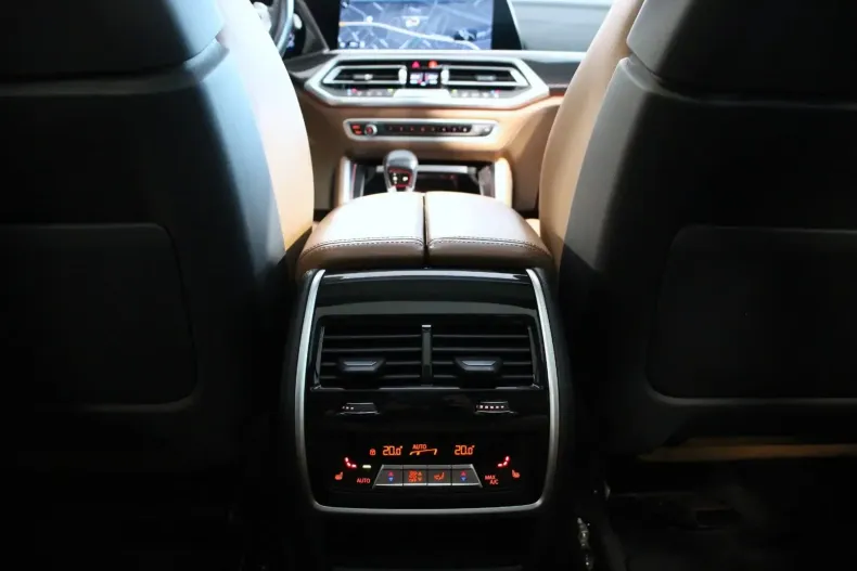 BMW X5 M din 2022 cu 79.935 km - oferta BMW108669 - foto 24