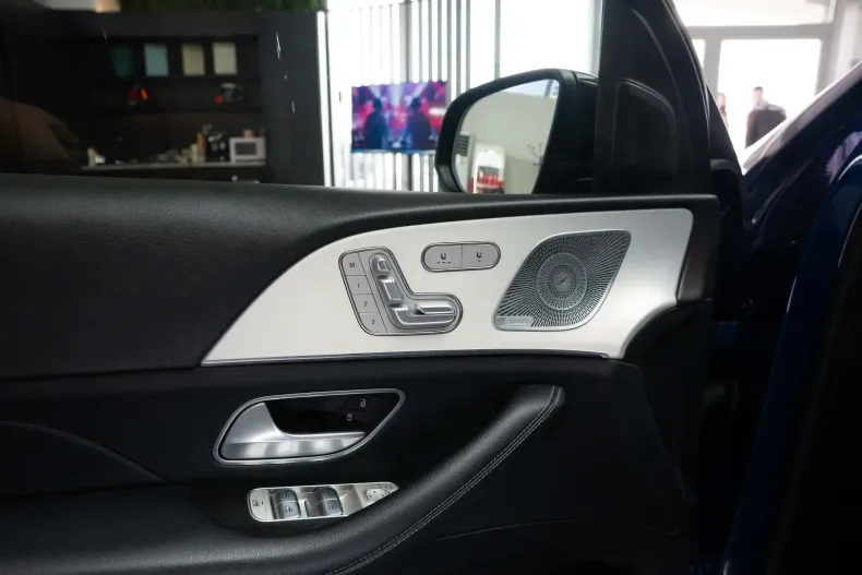 Mercedes-Benz GLE 300 din 2020 cu 81.867 km - oferta MER108673 - foto 6