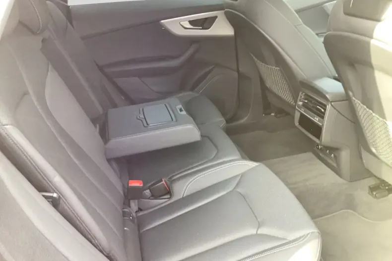 Audi Q8 din 2024 cu 33.207 km - oferta AUD108686 - foto 10