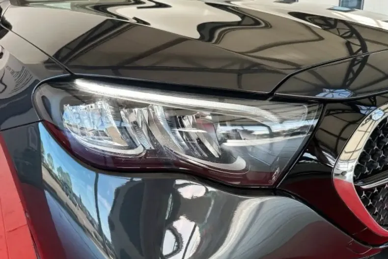 Mercedes-Benz E 200 din 2024 cu 43.465 km - oferta MER108694 - foto 2