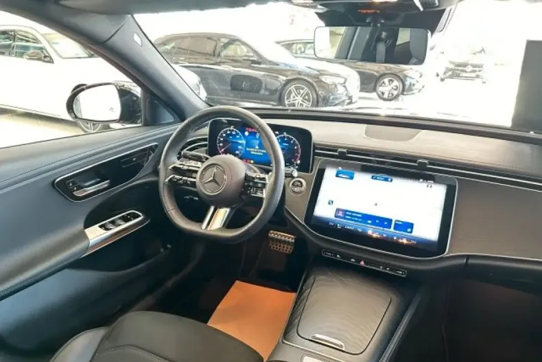 Mercedes-Benz E 200 din 2024 cu 43.465 km - oferta MER108694 - foto 8