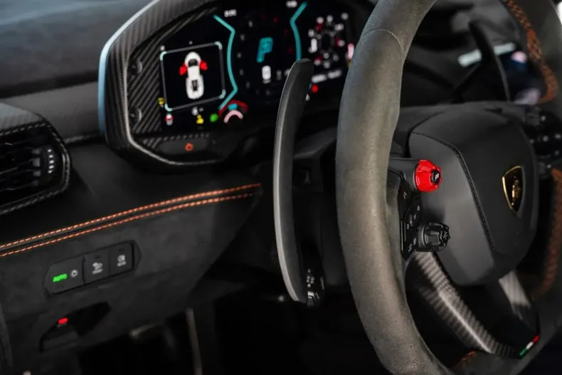 Lamborghini Revuelto din 2024 cu 3.000 km - oferta LAM108697 - foto 21