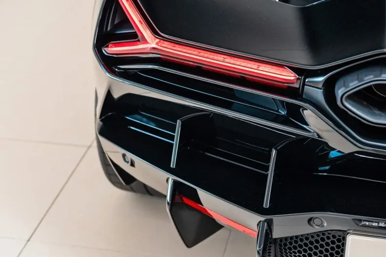 Lamborghini Revuelto din 2024 cu 3.000 km - oferta LAM108697 - foto 35