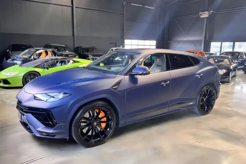 Lamborghini Urus din 2024 cu 3.500 km - oferta LAM108698 - foto 1