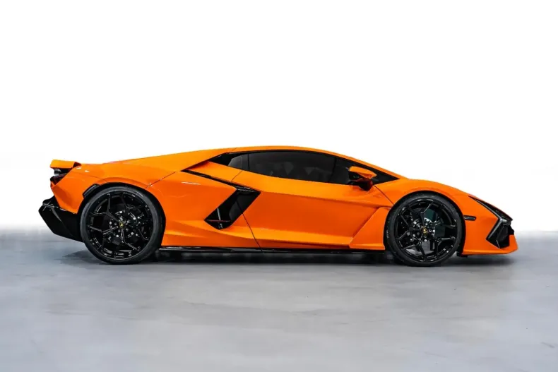 Lamborghini Revuelto din 2024 cu 9.200 km - oferta LAM108699 - foto 6