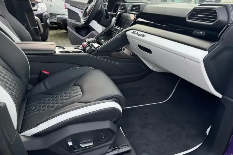 Lamborghini Urus din 2024 cu 8.500 km - oferta LAM108702 - foto 19