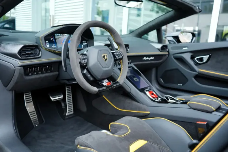 Lamborghini Huracán din 2024 cu 1.900 km - oferta LAM108707 - foto 7