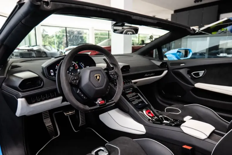 Lamborghini Huracán din 2024 cu 7.100 km - oferta LAM108709 - foto 5