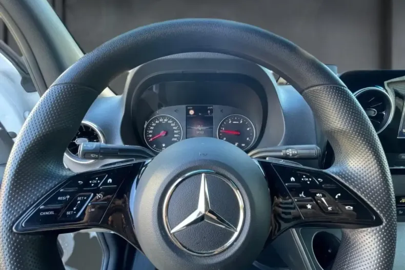 Mercedes-Benz Sprinter din 2024 cu 39.343 km - oferta MER108720 - foto 11