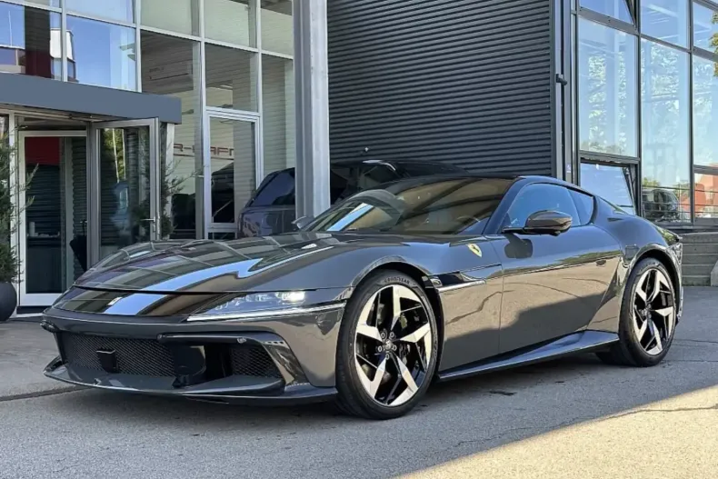 Ferrari 12Cilindri din 2025 cu 100 km - oferta FER108727 - foto 2