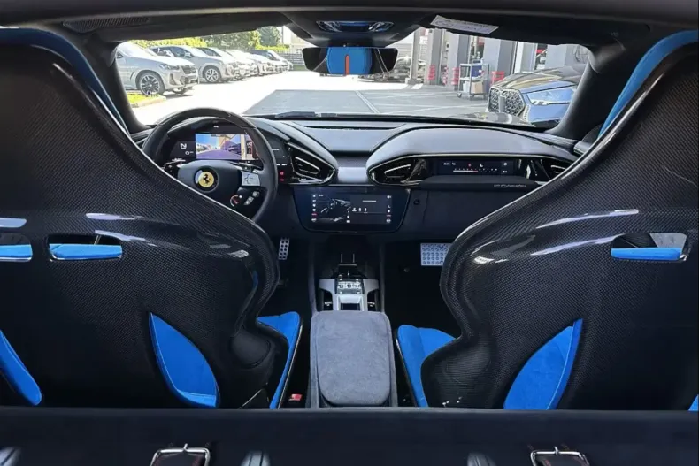 Ferrari 12Cilindri din 2025 cu 100 km - oferta FER108727 - foto 27