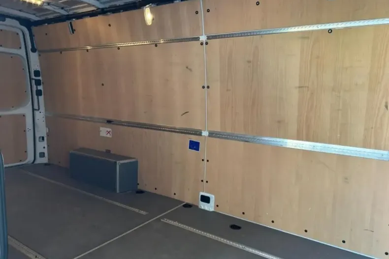 Mercedes-Benz Sprinter din 2024 cu 46.800 km - oferta MER108729 - foto 5