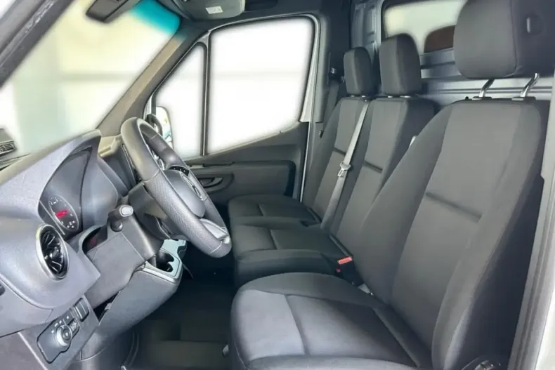 Mercedes-Benz Sprinter din 2024 cu 46.800 km - oferta MER108729 - foto 8