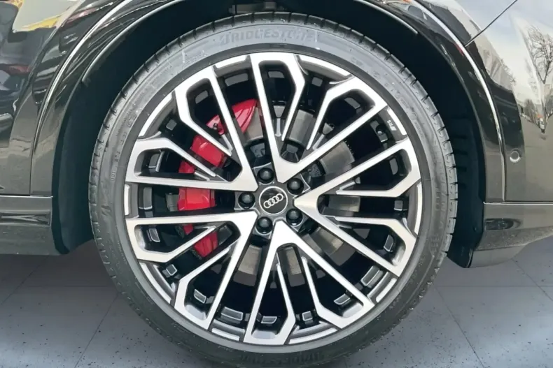 Audi Q7 din 2025 cu 16.900 km - oferta AUD108732 - foto 7