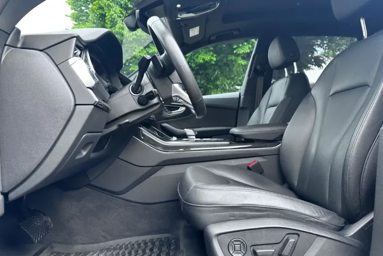 Audi Q8 din 2021 cu 31.788 km - oferta AUD108736 - foto 6