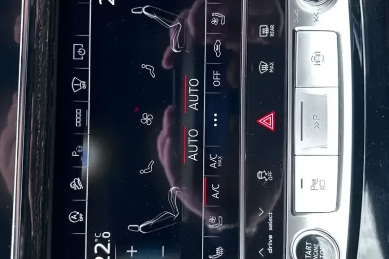 Audi Q8 din 2021 cu 31.788 km - oferta AUD108736 - foto 15