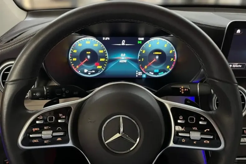 Mercedes-Benz GLC 300 din 2020 cu 62.500 km - oferta MER108738 - foto 8