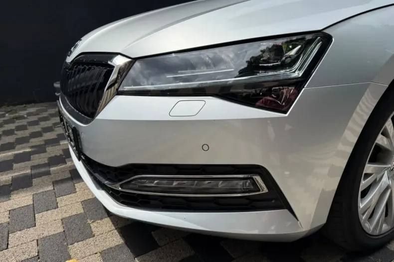 Skoda Superb din 2021 cu 54.300 km - oferta SKO108739 - foto 9