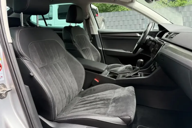 Skoda Superb din 2021 cu 54.300 km - oferta SKO108739 - foto 19