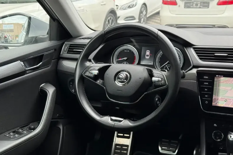 Skoda Superb din 2021 cu 54.300 km - oferta SKO108739 - foto 21