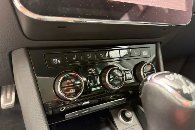 Skoda Superb din 2021 cu 54.300 km - oferta SKO108739 - foto 25