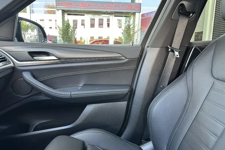 BMW X4 M40 din 2024 cu 7.411 km - oferta BMW108747 - foto 17