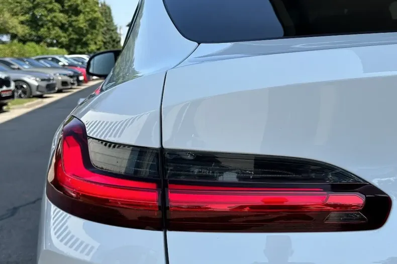 BMW X4 M40 din 2024 cu 7.290 km - oferta BMW108749 - foto 10