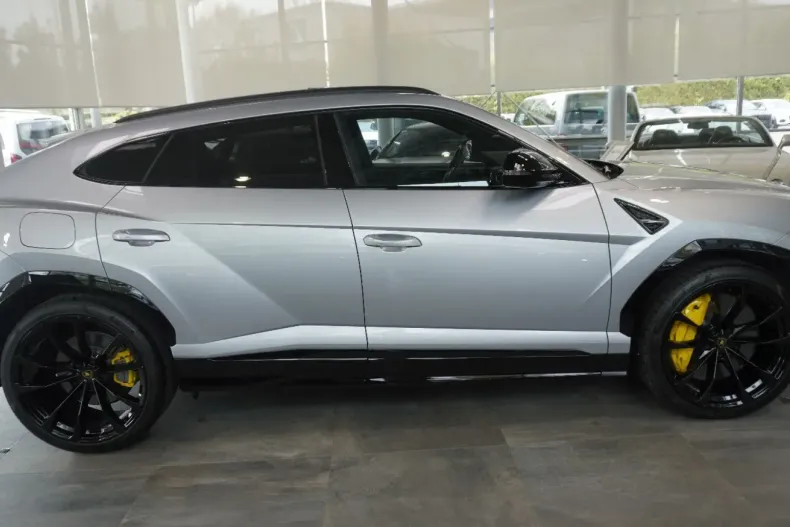 Lamborghini Urus din 2023 cu 52.000 km - oferta LAM108750 - foto 4