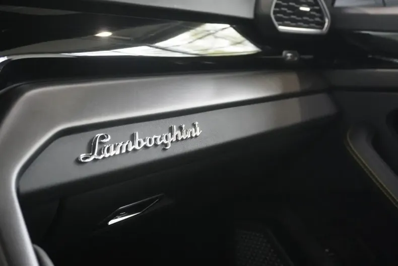 Lamborghini Urus din 2023 cu 52.000 km - oferta LAM108750 - foto 28