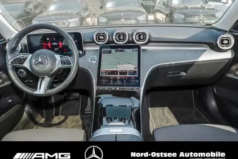Mercedes-Benz C 300 din 2022 cu 24.457 km - oferta MER108752 - foto 12
