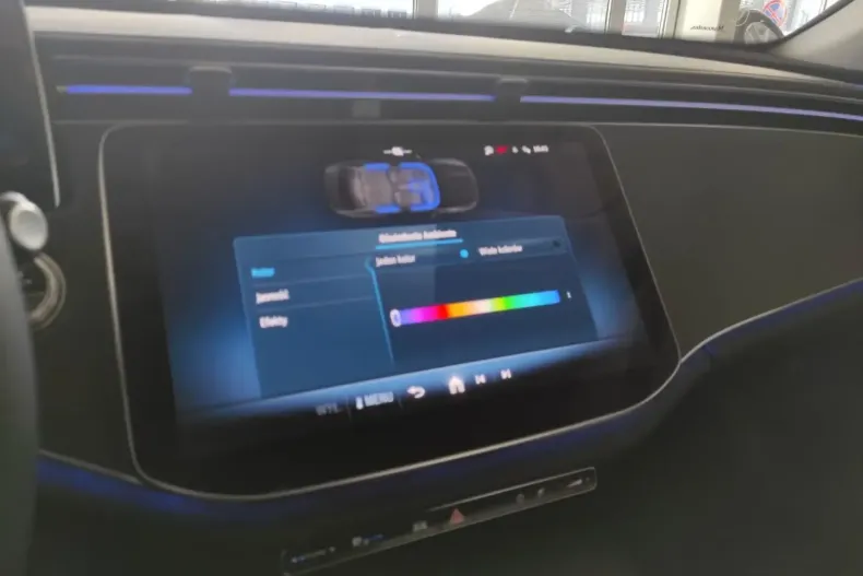 Mercedes-Benz E 200 din 2024 cu 20.000 km - oferta MER108754 - foto 16