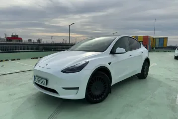 Tesla Model Y din 2022 - oferta TES108756