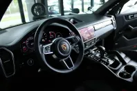 Porsche Cayenne din 2023 cu 41.730 km - oferta POR108757 - foto 8