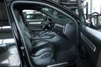 Porsche Cayenne din 2023 cu 41.730 km - oferta POR108757 - foto 9