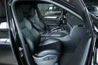 Porsche Cayenne din 2023 cu 41.730 km - oferta POR108757 - foto 10