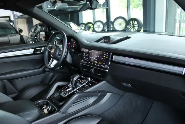 Porsche Cayenne din 2023 cu 41.730 km - oferta POR108757 - foto 11