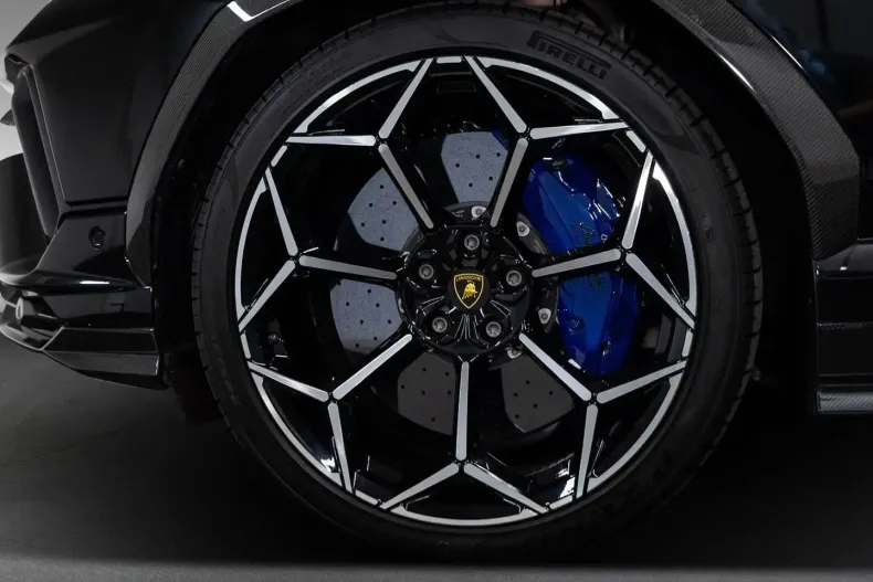 Lamborghini Urus din 2023 cu 15.250 km - oferta LAM108758 - foto 12